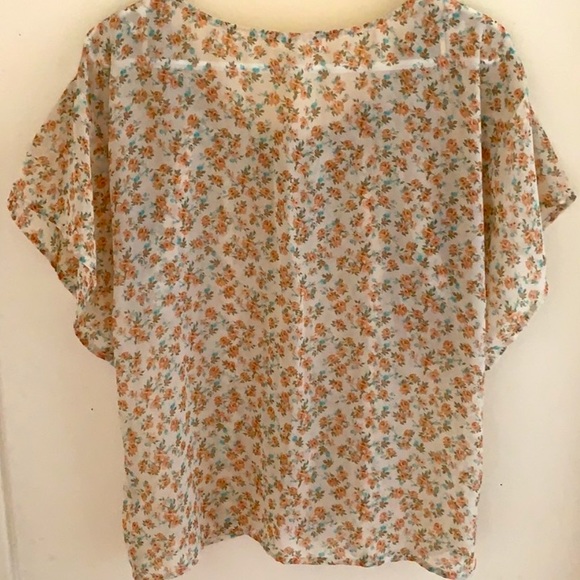 Forever 21 Floral Top | NWOT - Picture 2 of 4